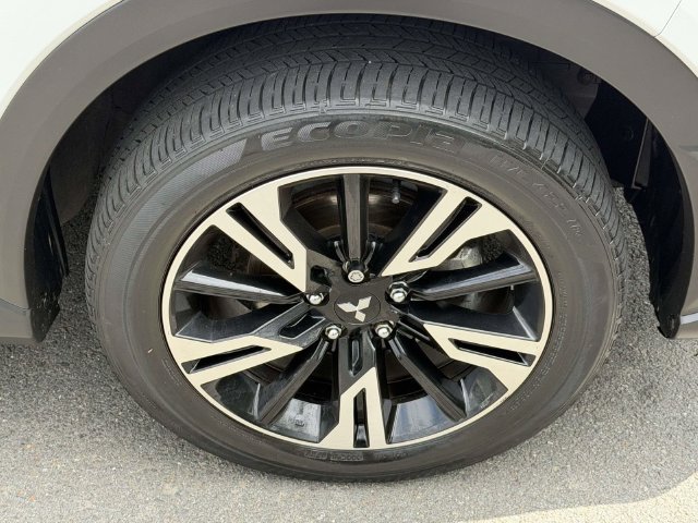 Used 2024 Mitsubishi Eclipse Cross SE AWD/4WD image 8