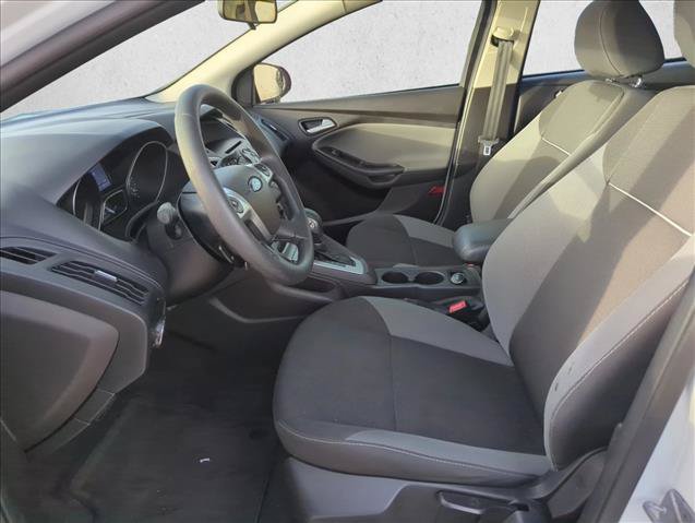 Used 2013 Ford Focus SE FWD image 11
