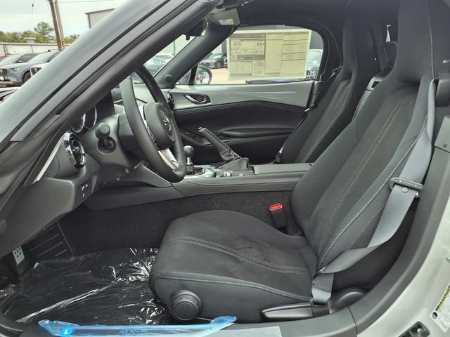 New 2026 MAZDA MX-5 Miata Club w/ Interior Package RWD image 14