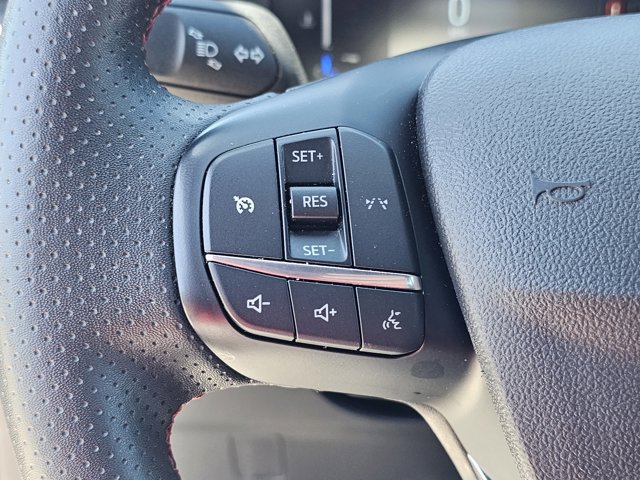 Used 2025 Ford Escape ST-Line FWD image 21