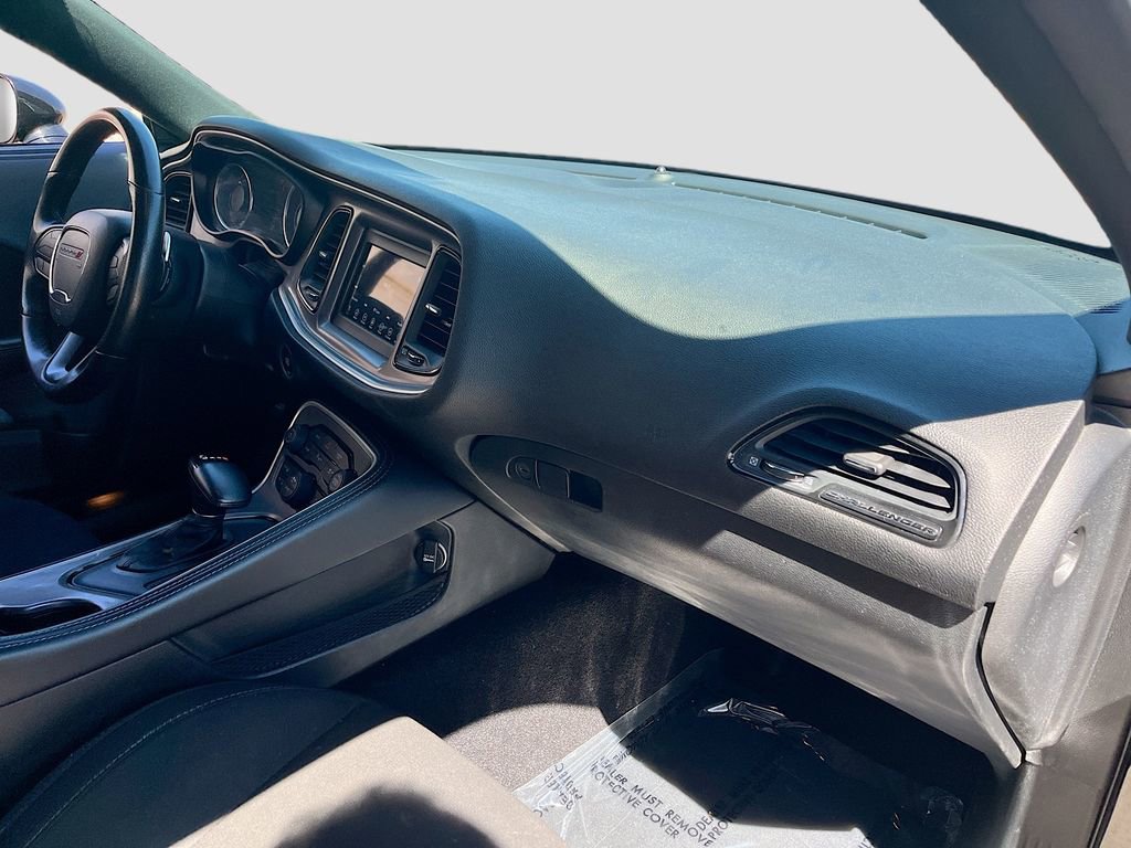 Used 2022 Dodge Challenger GT RWD image 27