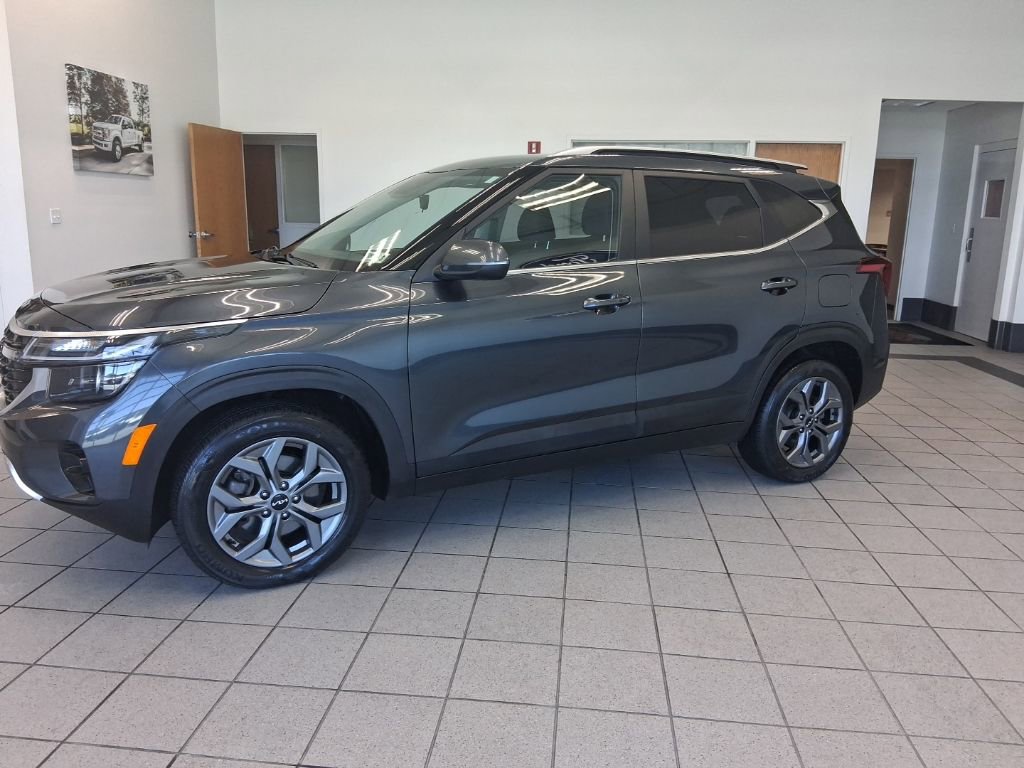 Used 2024 Kia Seltos S image 5