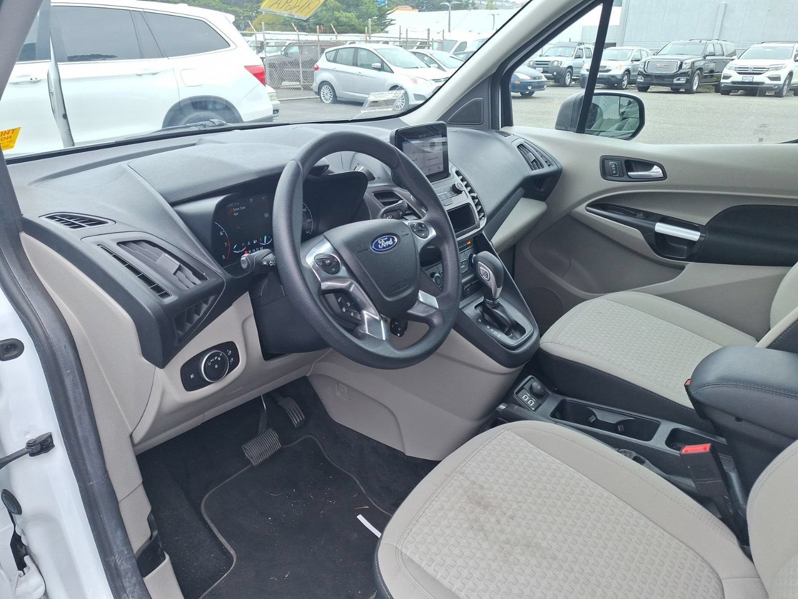 Used 2020 Ford Transit Connect XLT FWD image 9