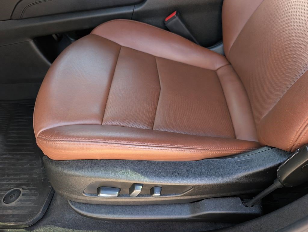 Certified 2023 Cadillac XT5 Premium Luxury image 11