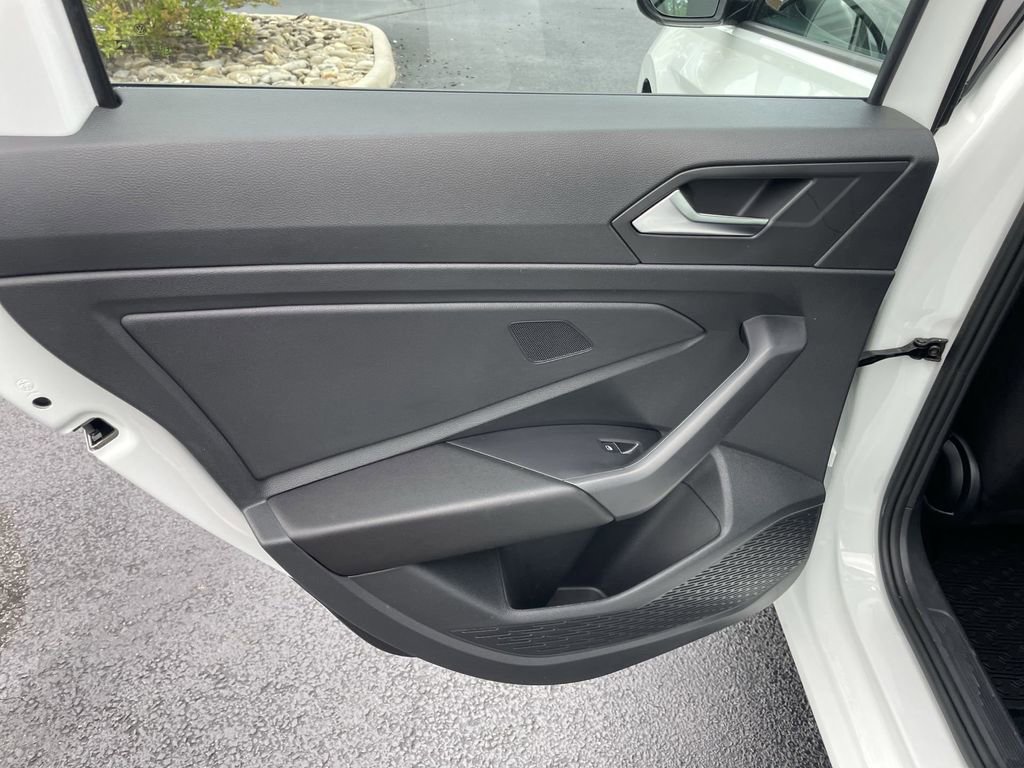 Used 2024 Volkswagen Jetta Sport FWD image 21