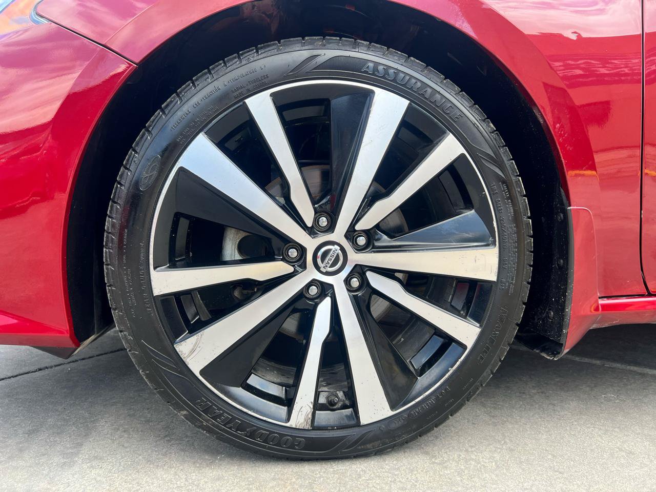 Used 2019 Nissan Altima 2.5 SR w/ SR Premium Package FWD image 33