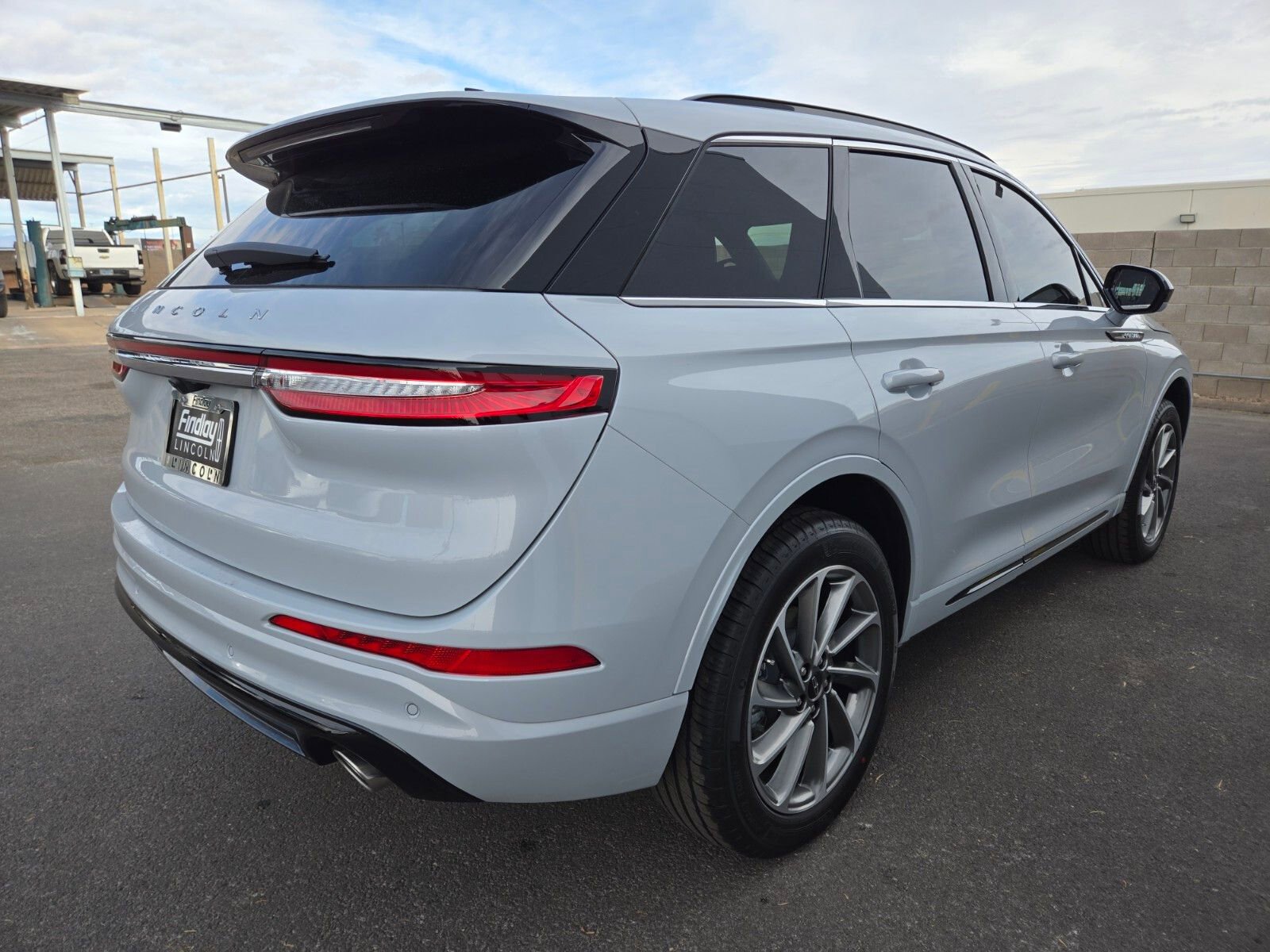 New 2026 Lincoln Corsair Grand Touring image 4