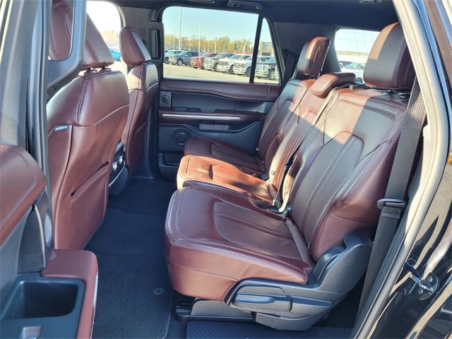 Used 2023 Ford Expedition Max Limited image 9