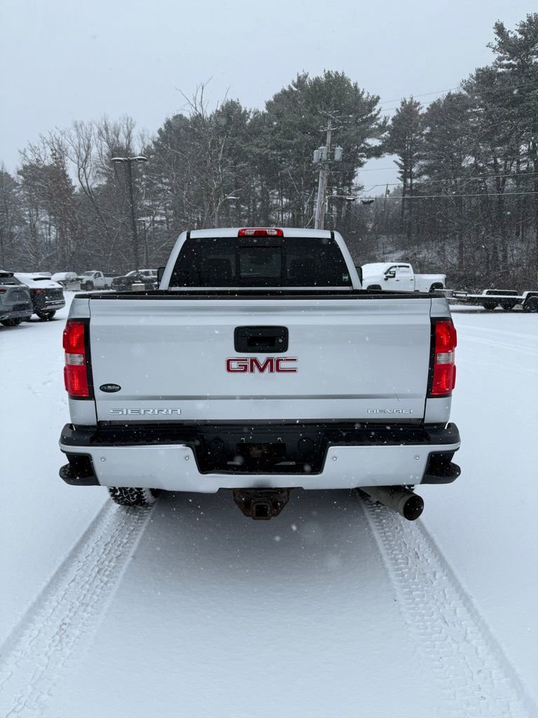 Used 2018 GMC Sierra 2500 Denali image 6