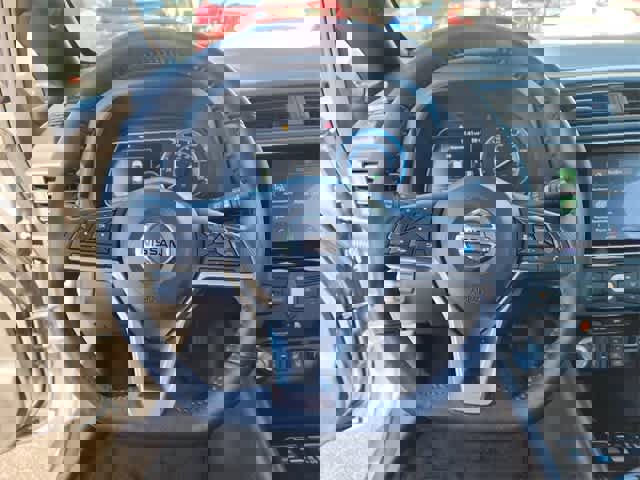 Used 2022 Nissan Leaf SL Plus image 19