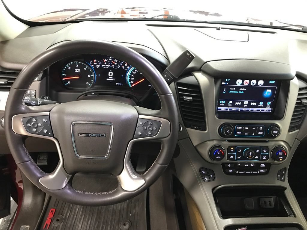 Used 2019 GMC Yukon Denali AWD/4WD image 16