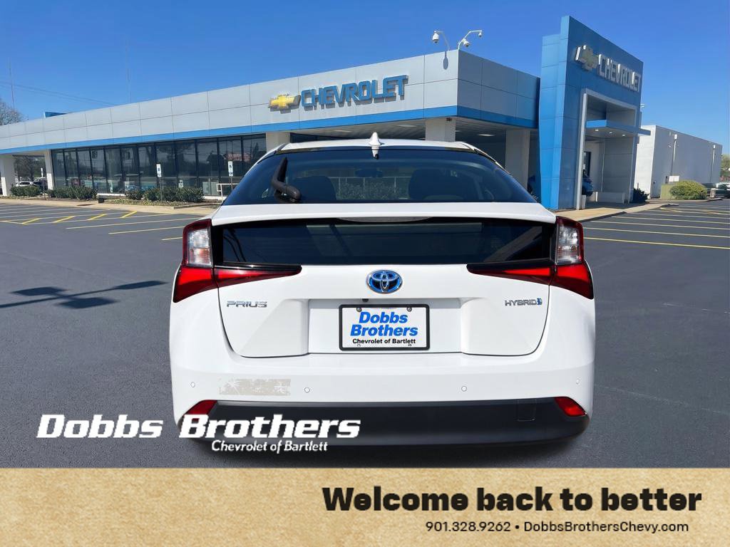 Used 2021 Toyota Prius LE FWD image 7