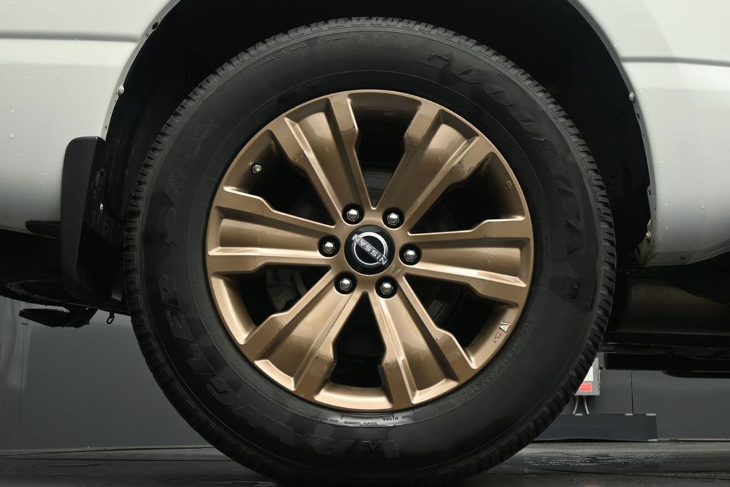 Certified 2024 Nissan Titan SV w/ SV Bronze Edition Package RWD image 12