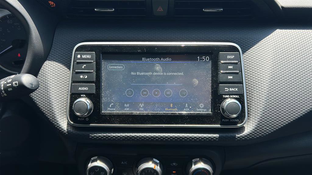 Certified 2025 Nissan Kicks Play S FWD image 19