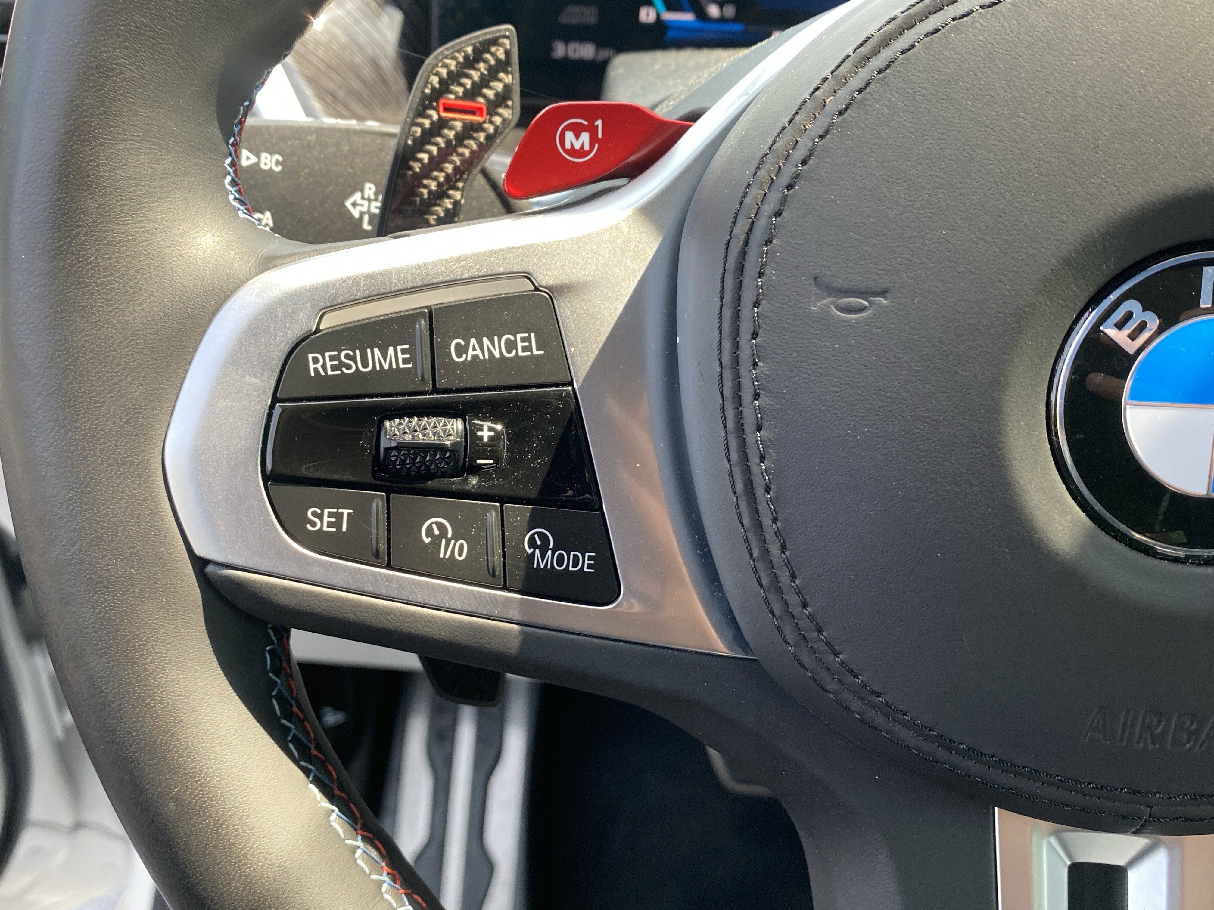 Used 2025 BMW X6 M Competition w/ Executive Package image 30