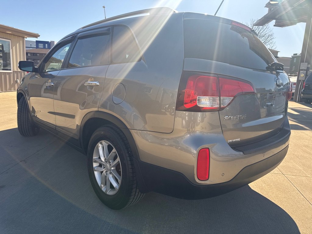 Used 2014 Kia Sorento LX AWD/4WD image 8