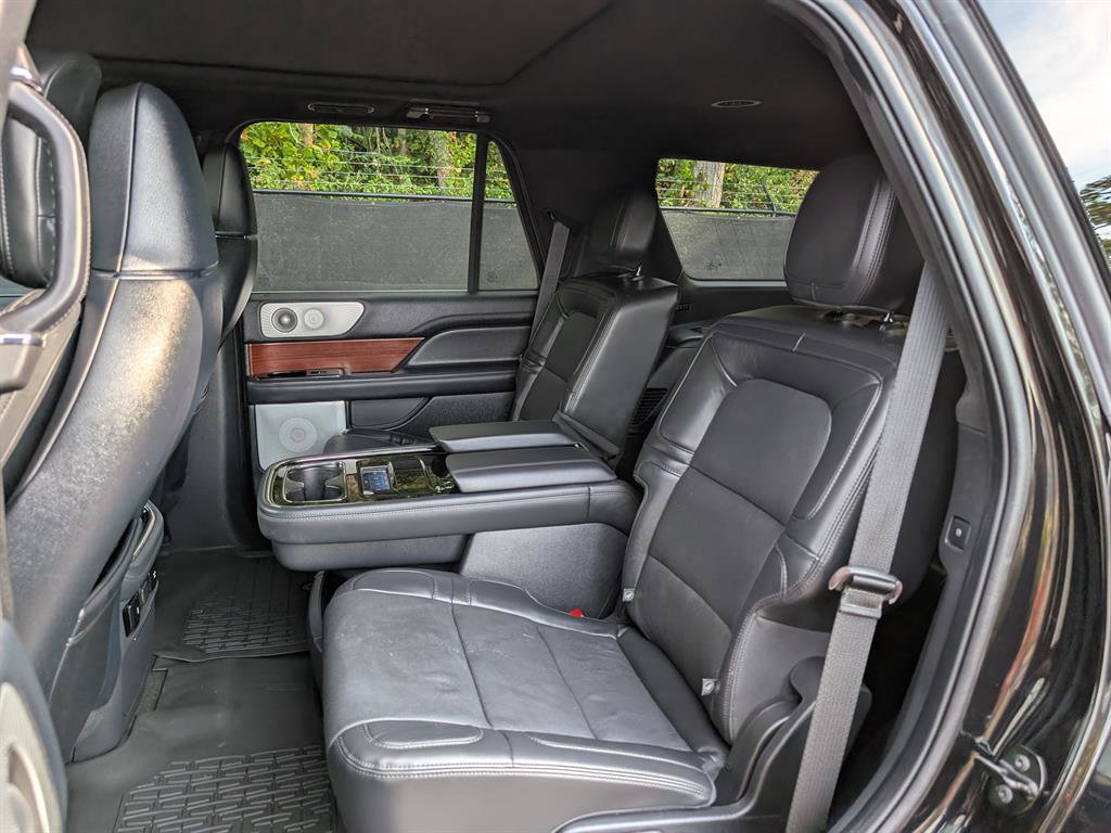 Used 2022 Lincoln Navigator Reserve image 23