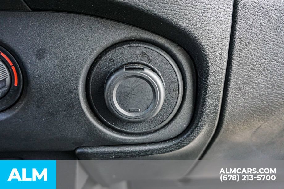 Used 2023 Nissan Frontier SV image 41