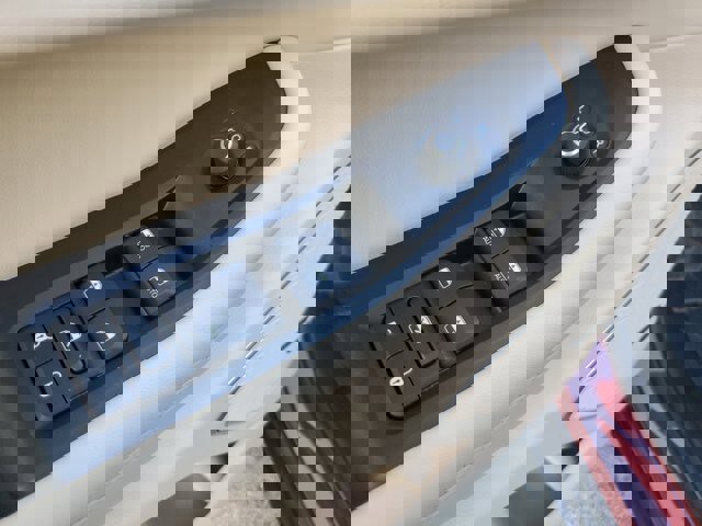 Used 2022 Jeep Grand Cherokee L Limited image 24