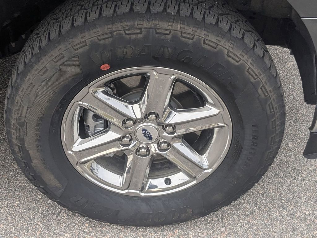 Used 2025 Ford F150 XLT w/ Equipment Group 301A Standard image 14