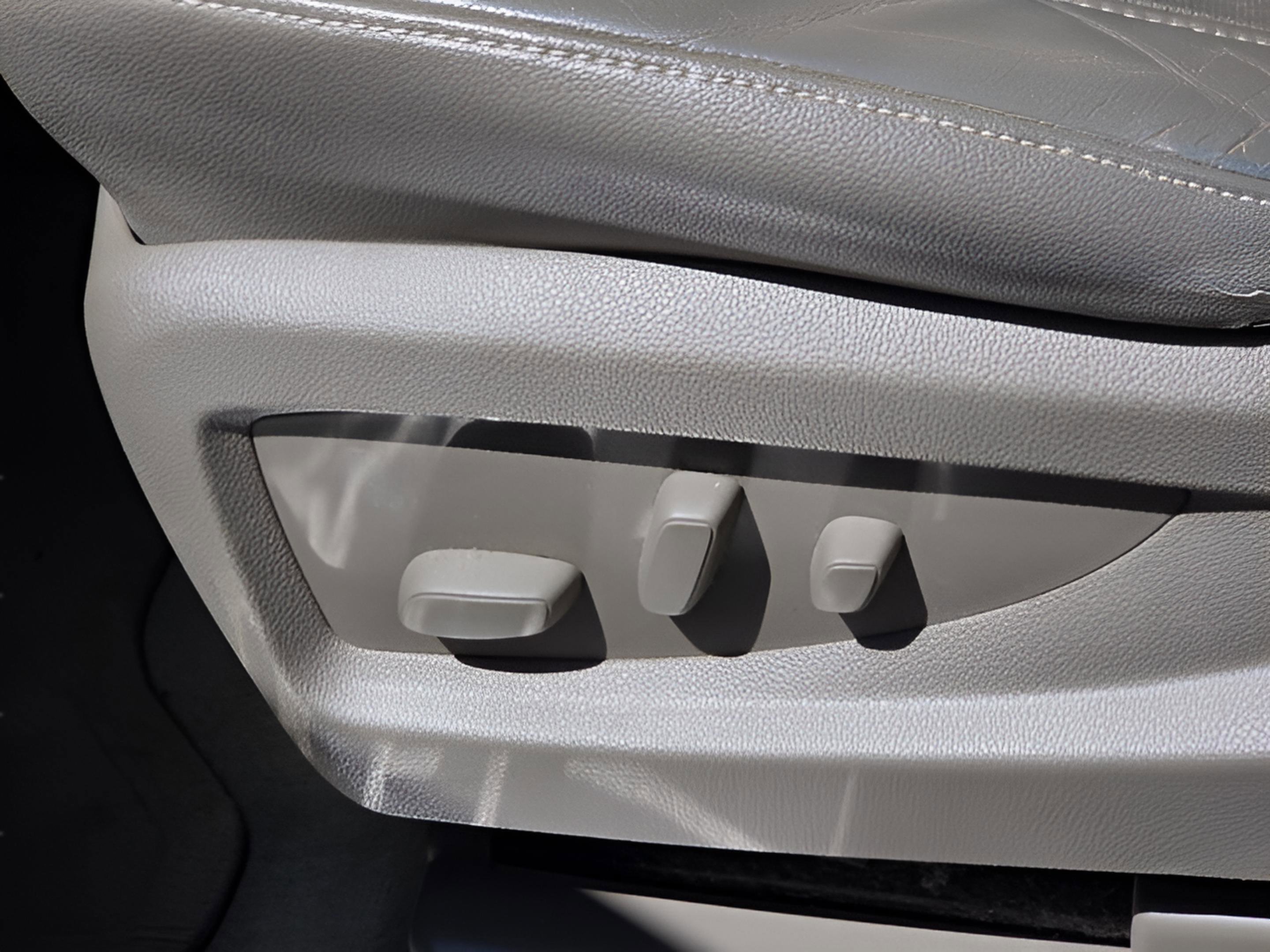 Used 2016 Chevrolet Tahoe LTZ image 15