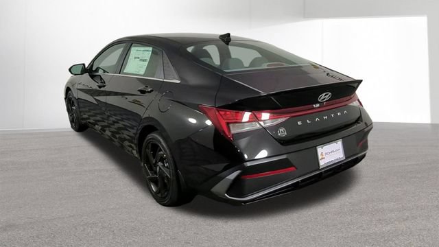 New 2026 Hyundai Elantra SEL Sport Premium FWD image 7