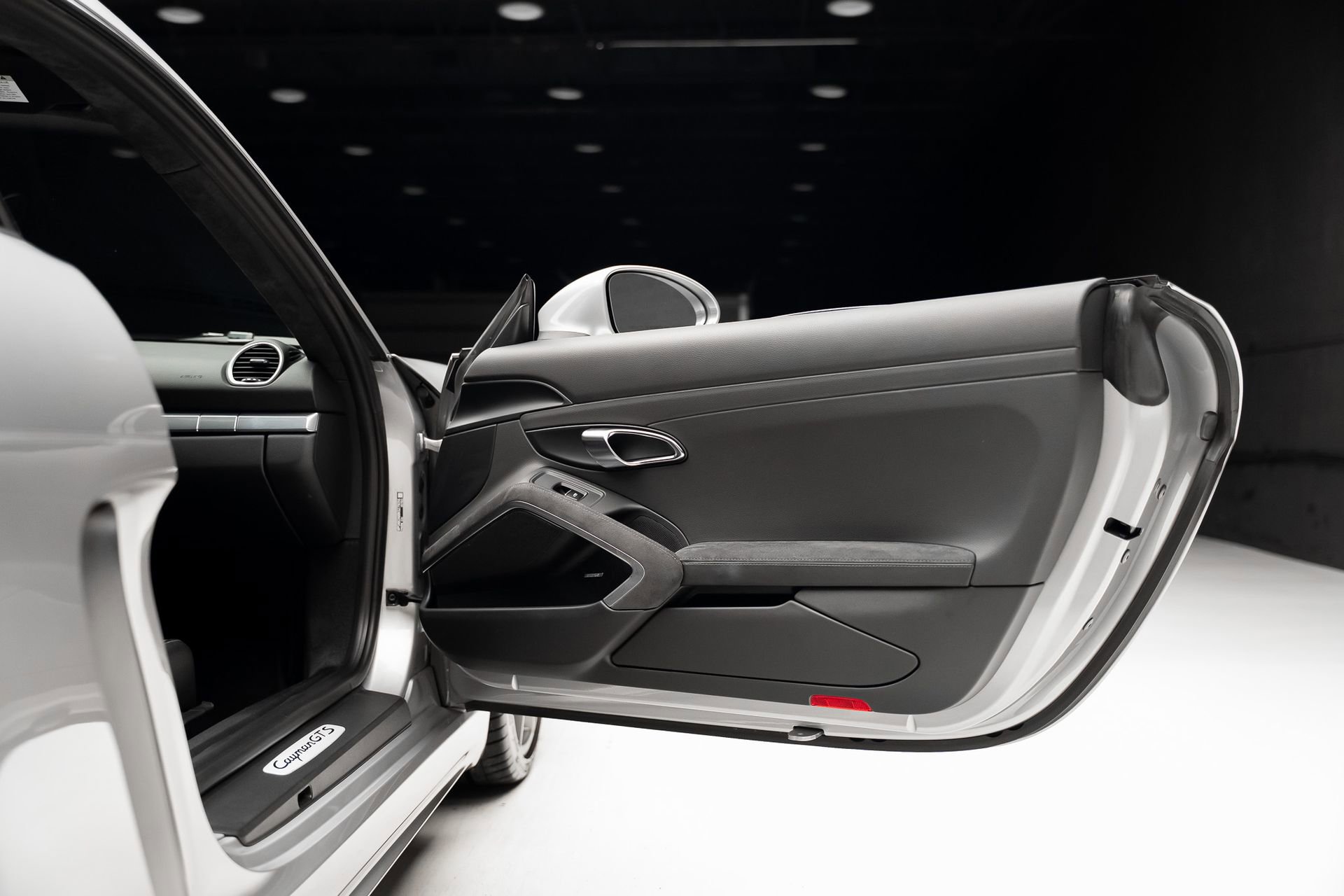 Used 2019 Porsche 718 Cayman GTS image 58