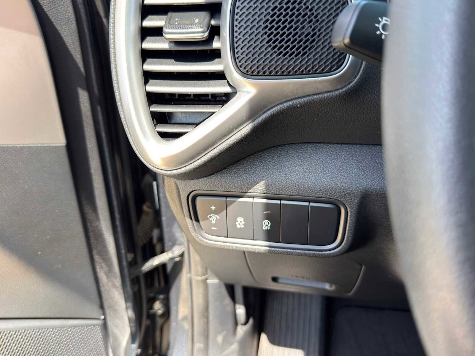 Certified 2023 Kia Soul LX w/ LX Technology Package image 18