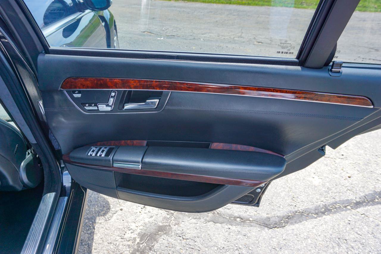 Used 2007 Mercedes-Benz S 600 image 38