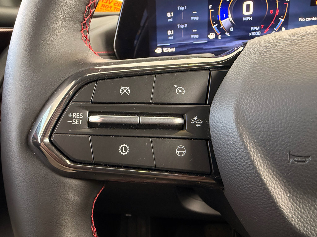 Used 2026 Chevrolet Traverse RS image 15