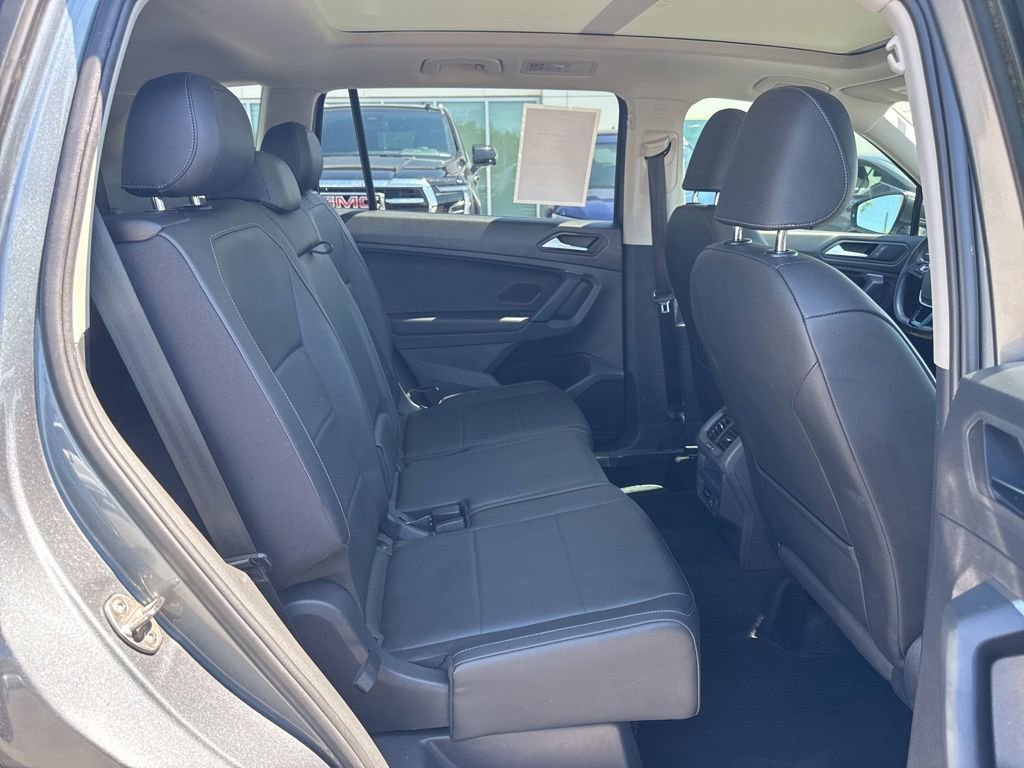 Used 2019 Volkswagen Tiguan SEL FWD image 21