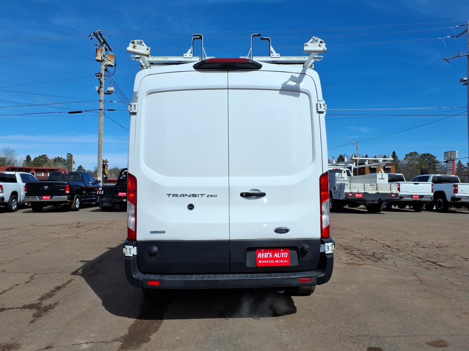 Used 2019 Ford Transit 250 148 Medium Roof image 5