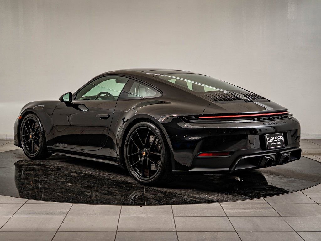 Certified 2025 Porsche 911 Carrera 4 GTS AWD/4WD image 3
