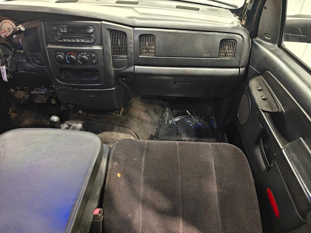 Used 2003 Dodge Ram 3500 Truck SLT image 28