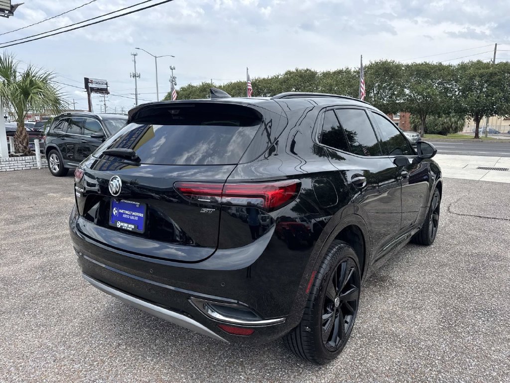 Used 2022 Buick Envision Essence w/ Technology Package II FWD image 8