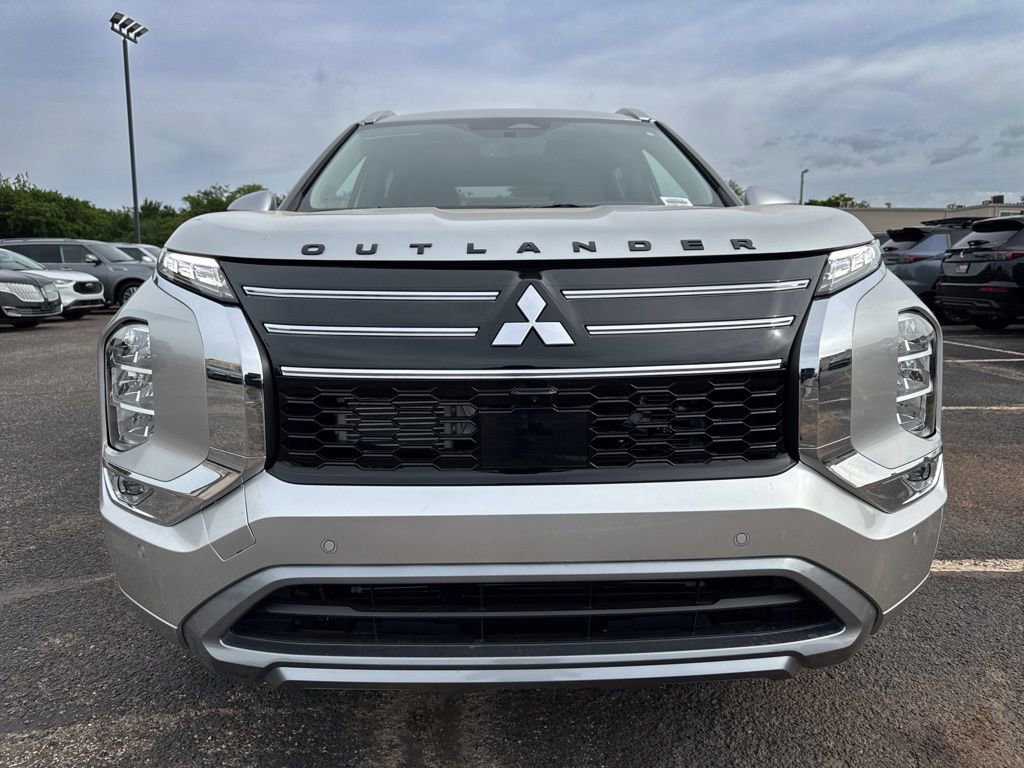 New 2026 Mitsubishi Outlander SEL FWD image 2
