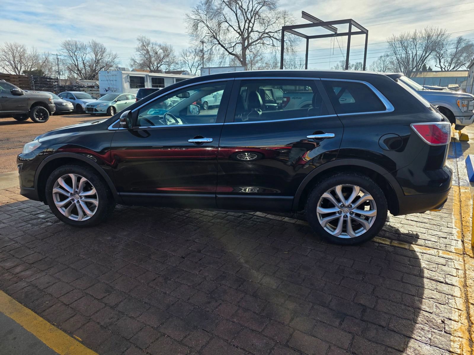 Used 2012 MAZDA CX-9 Grand Touring w/ Moonroof & Bose Audio Pkg image 8