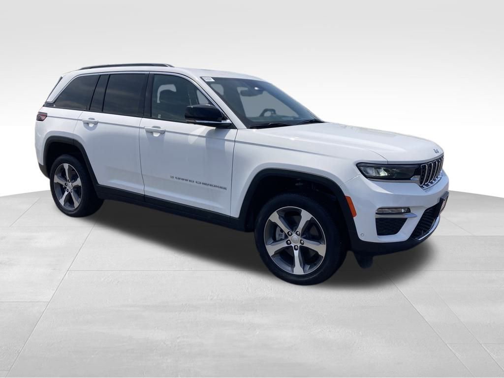 New 2024 Jeep Grand Cherokee Limited 4xe w/ Luxury Tech Group II image 8