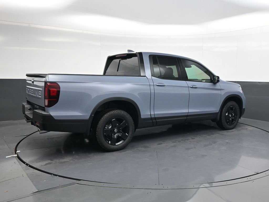 Used 2026 Honda Ridgeline Black Edition image 4
