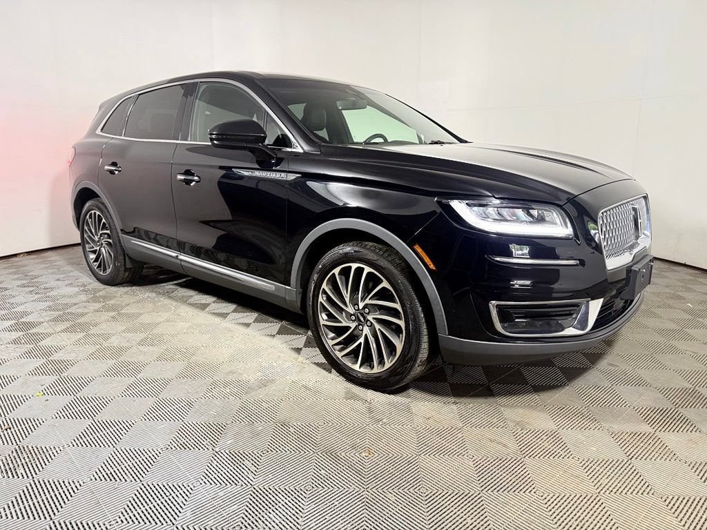 Used 2019 Lincoln Nautilus Reserve w/ Driver Assistance Package AWD/4WD image 9