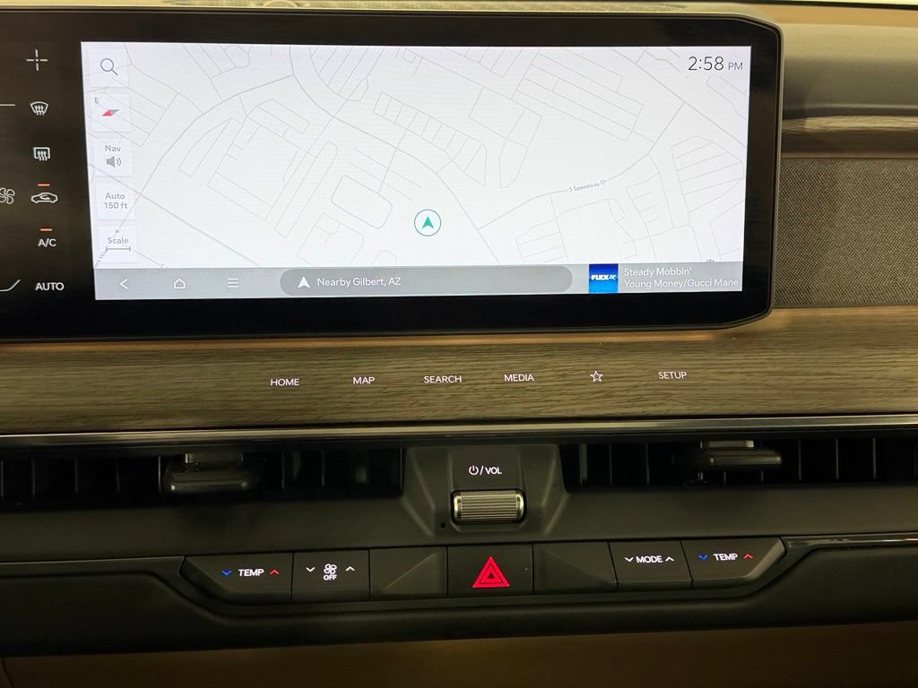 Used 2024 Kia EV9 Land AWD/4WD image 16