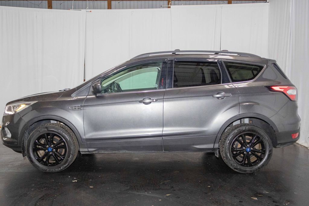 Used 2018 Ford Escape SEL image 5