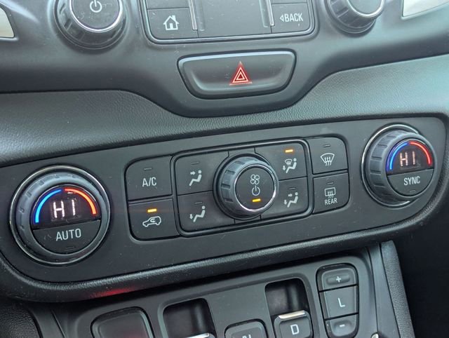 Used 2020 GMC Terrain SLE w/ Driver Convenience Package image 18