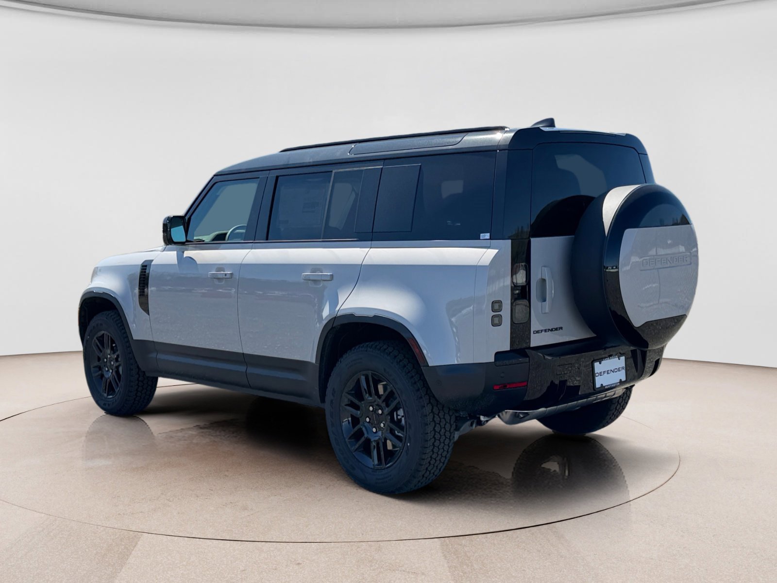 New 2026 Land Rover Defender 110 S AWD/4WD image 3