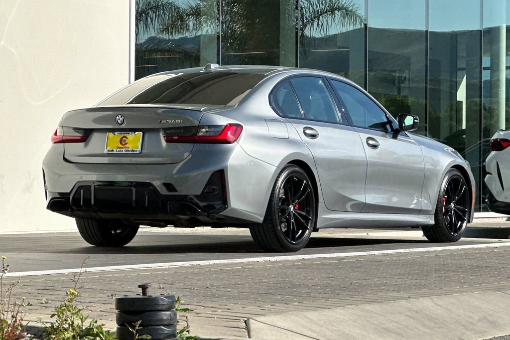 Used 2023 BMW M340i w/ Shadowloine Package RWD video 3