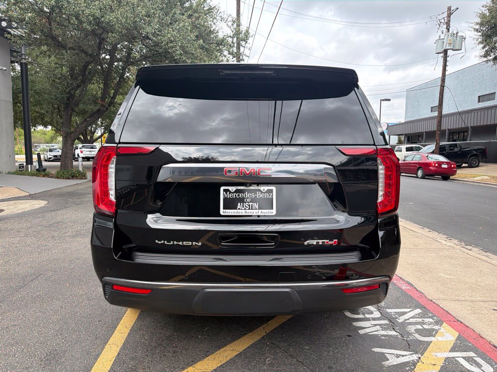 Used 2024 GMC Yukon AT4 w/ Technology Package AWD/4WD image 6