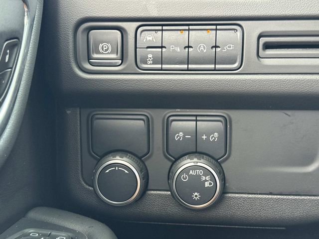 Used 2021 Chevrolet Tahoe RST w/ Luxury Package image 25