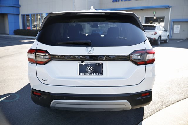 Used 2025 Honda Pilot EX-L image 7