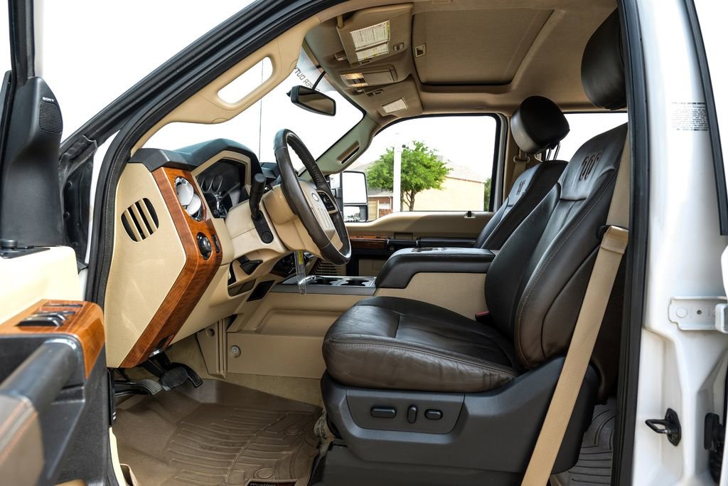 Used 2016 Ford F450 King Ranch w/ King Ranch w/Chrome Package image 3