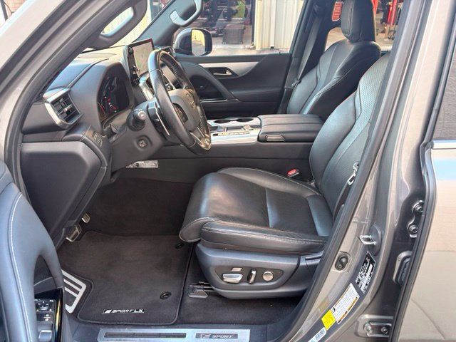 Used 2022 Lexus LX 600 F Sport w/ Accessory Package (Z1) AWD/4WD image 8